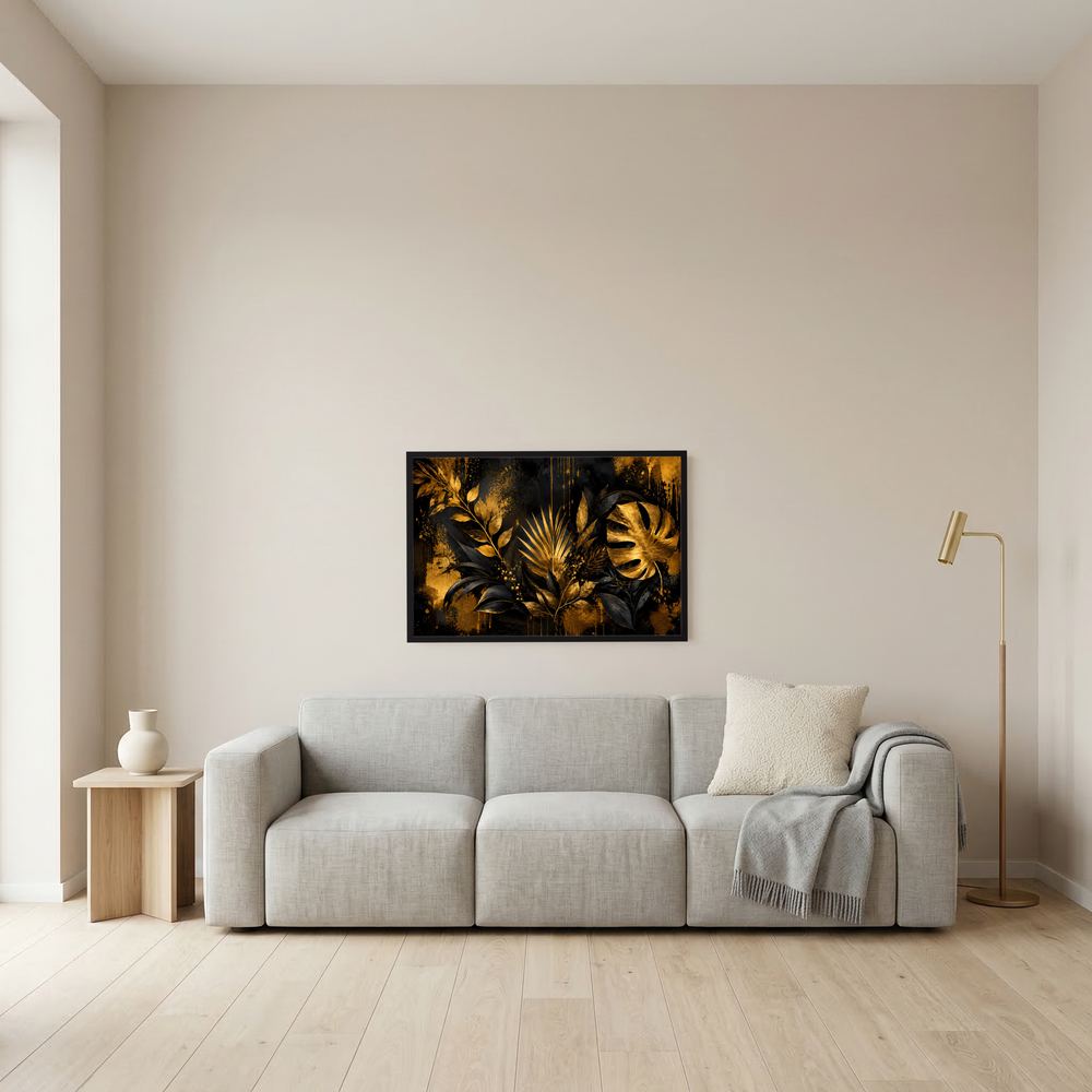 Kleines botanisches Wandbild mit goldenen Monstera-Blättern auf dunklem Hintergrund, schwarzer Rahmen