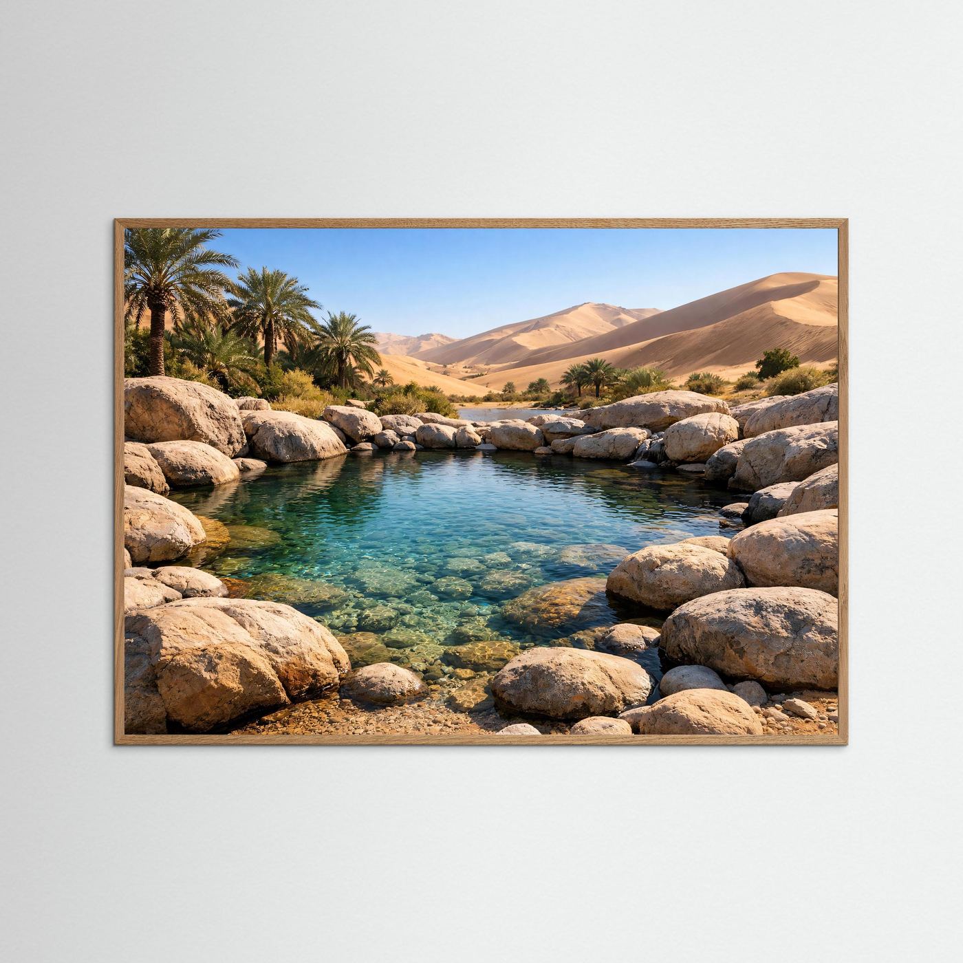 Gerahmtes Poster Sahara-Oase mit klarem Wasser, runden Steinen und Palmen