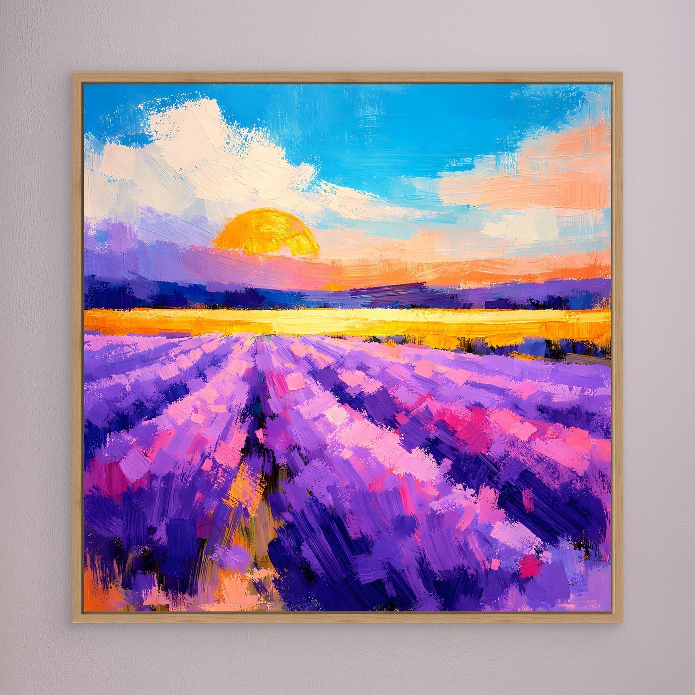 Wandbild auf Leinwand mit violettem Lavendelfeld und orangefarbener Sonne, holzfarbener Rahmen