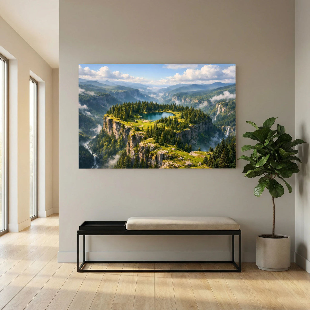 Wandbild im Querformat mit Bergsee auf Felsplateau, Waldhängen und weiten Tälern