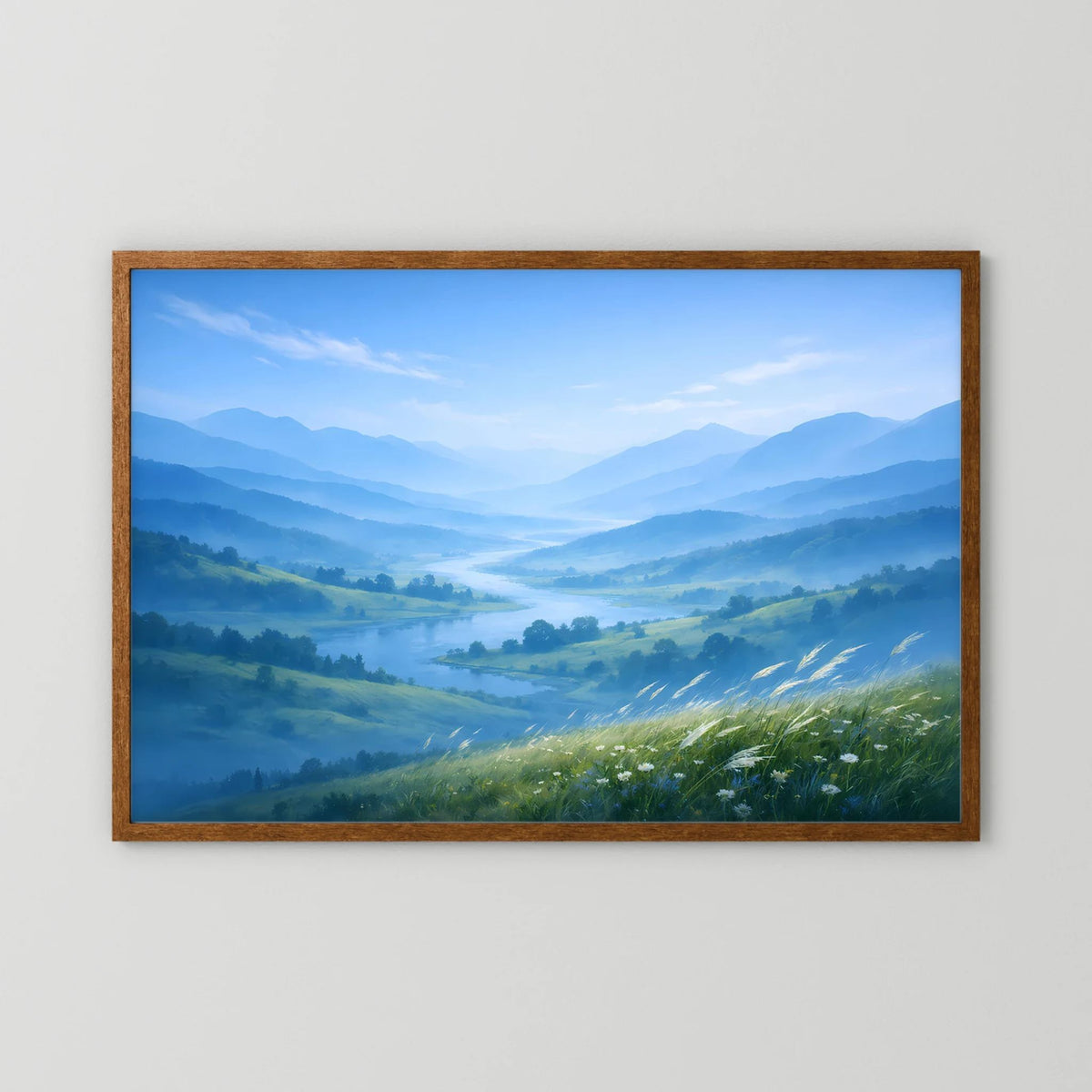 Querformatiges Poster Berglandschaft im Nebeltal im dunkelbraunen Holzrahmen