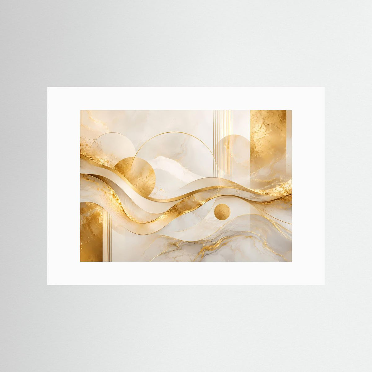Abstraktes Querformat-Poster mit weißem Passepartout, Wellen in Creme, Weiß und Gold