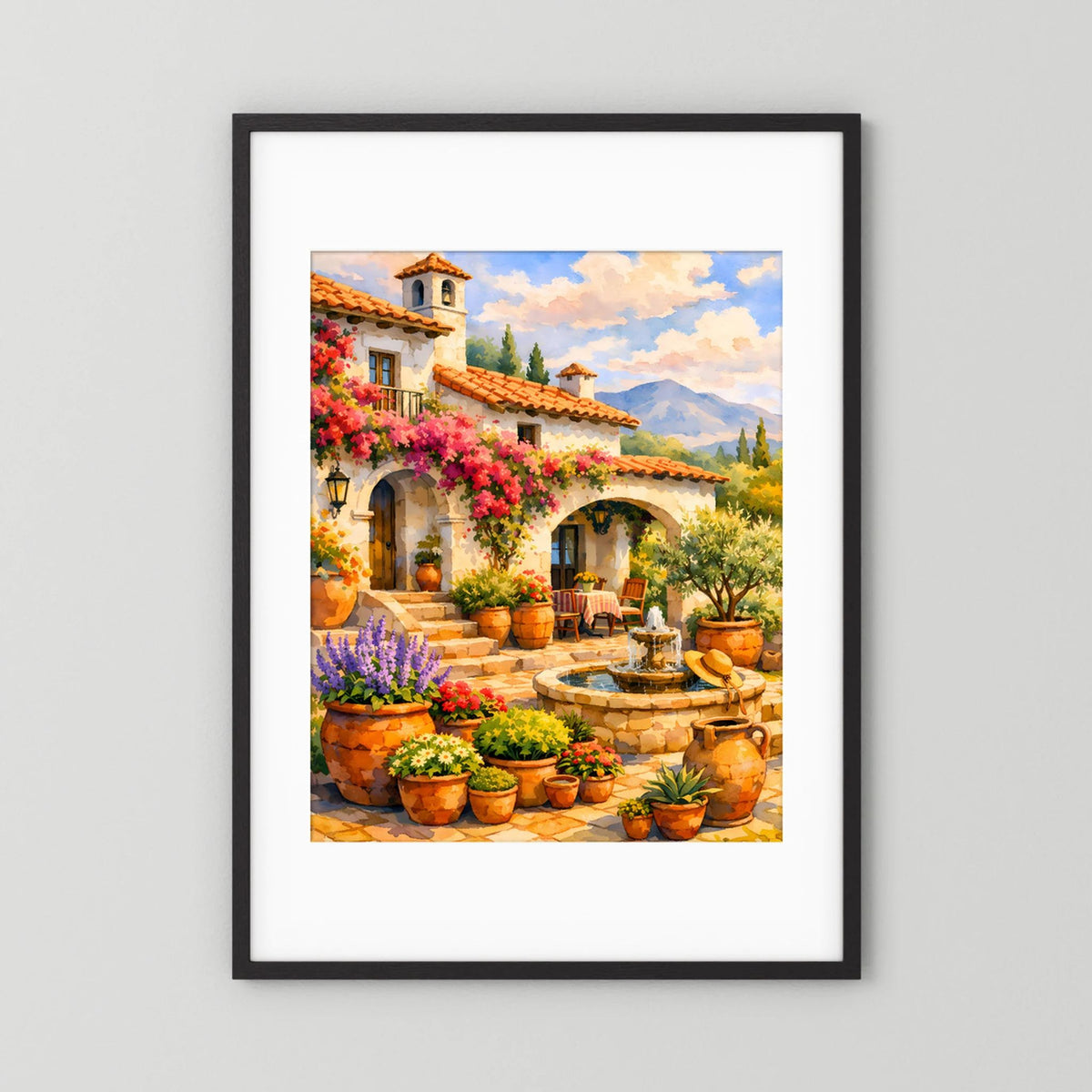 Hochformatiges Kunstposter mit mediterranem Innenhof, Blumen und Brunnen im schwarzen Rahmen