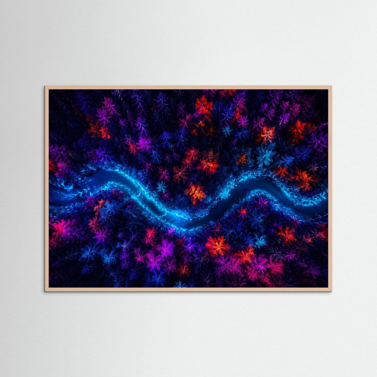 Wandbild mit Neonfluss durch bewaldete Landschaft, bunte Farbmuster im Holzrahmen