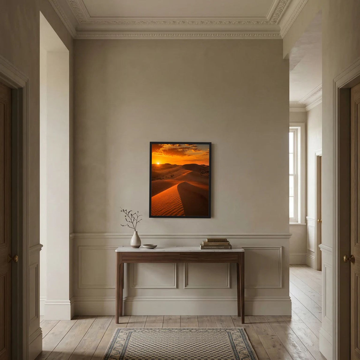 Gerahmtes Poster mit Dünen und Abendhimmel, brauner Rahmen, kleines Hochformat