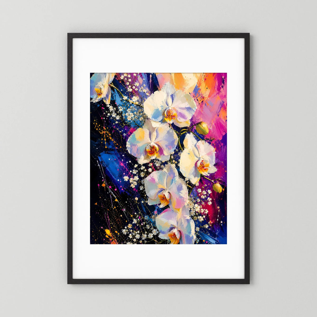 Poster mit abstrakten weißen Orchideen in Pink, Blau und Gold, schwarzer Rahmen und weißer Rand