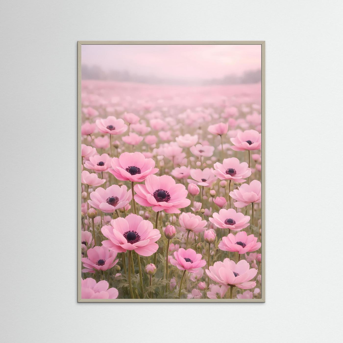 Blumenwiesen-Poster mit pastellrosanen Anemonenblüten, Hochformat, grauer Rahmen