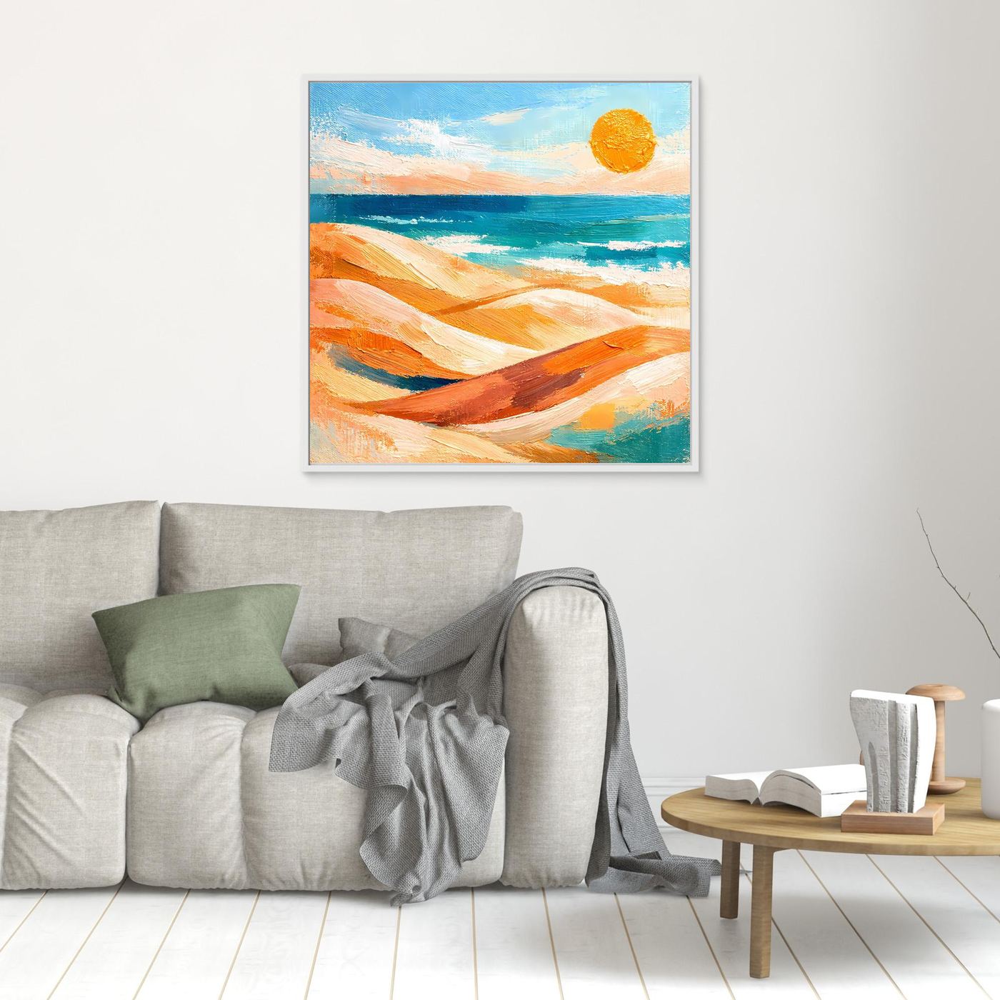 Kleines Leinwand-Wandbild mit abstrakten Dünen, Meer und gelber Sonne, hellem Rahmen