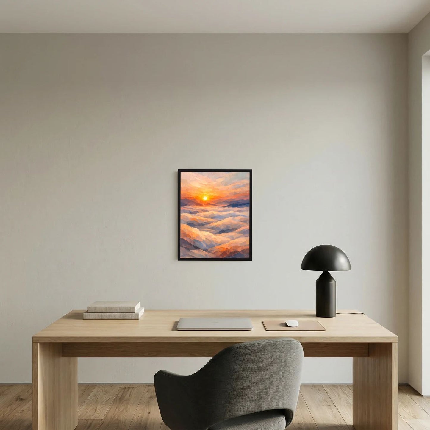 Gerahmtes Hochformat-Poster mit Sonnenuntergang über Wolken, pastellfarben, schwarzer Rahmen