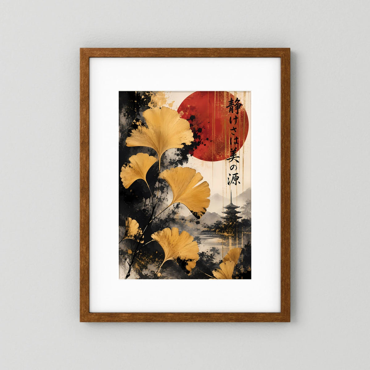 Ginkgo-Poster mit goldgelben Blättern, roter Sonne und Pagode im braunen Holzrahmen