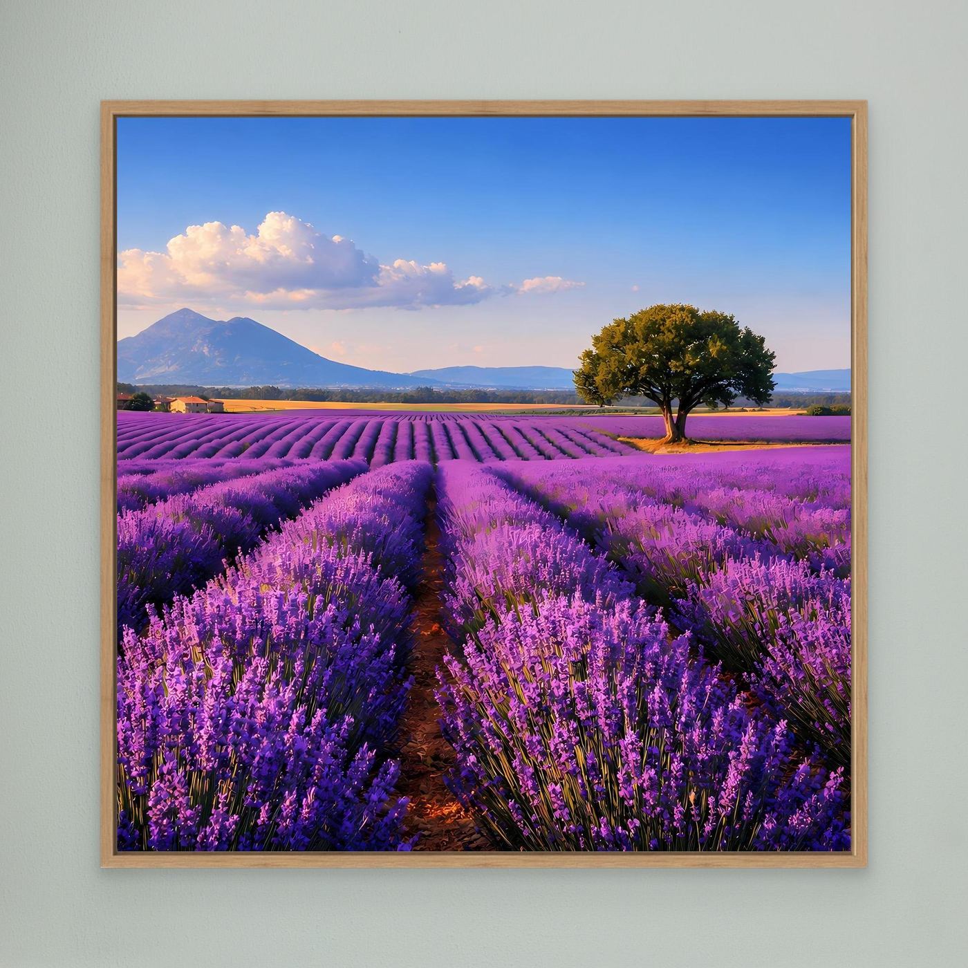 Leinwand-Landschaftsbild mit Lavendelfeld und Baum, Eichenholzrahmen