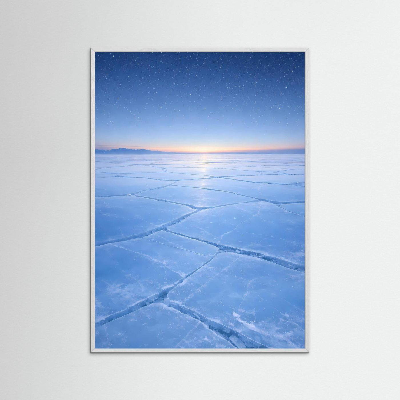 Hochformatiges Poster mit blauem Eis im schmalen Holzrahmen, Sonnenaufgang.