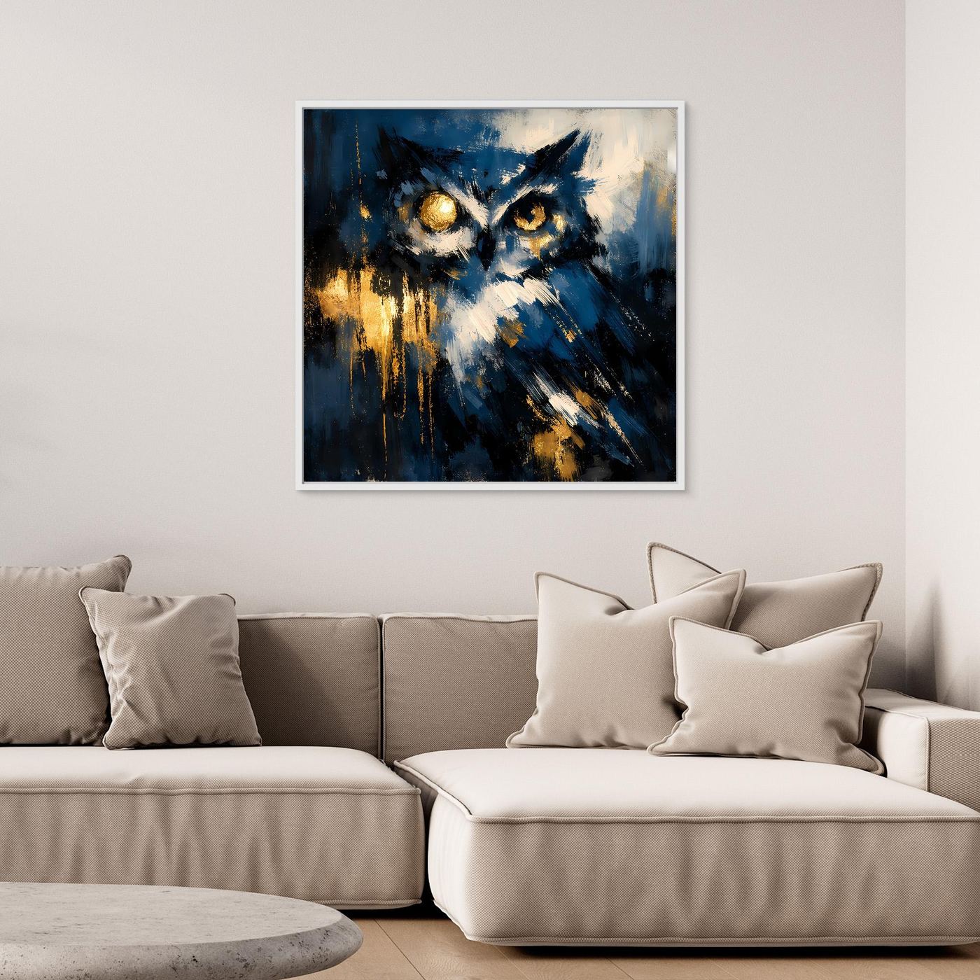 Leinwand-Wandbild mit abstrakter Eule in Blau und Gold, weißer Rahmen