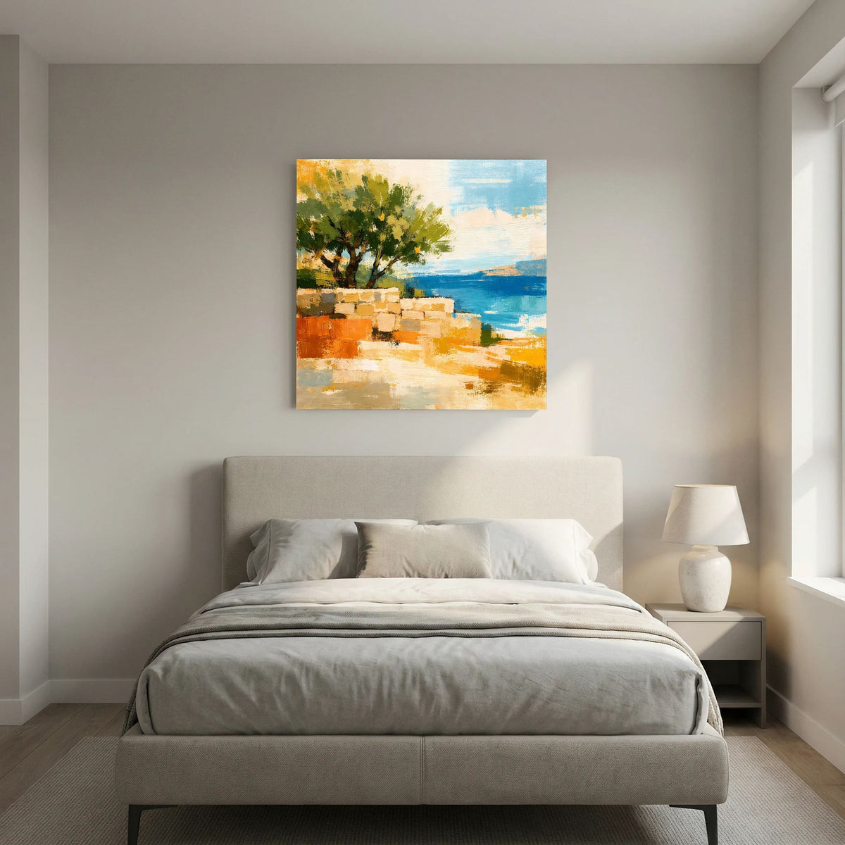 Quadratisches Leinwand-Wandbild im Schlafzimmer: grüner Baum, orangefarbenes Ufer, blaues Meer.