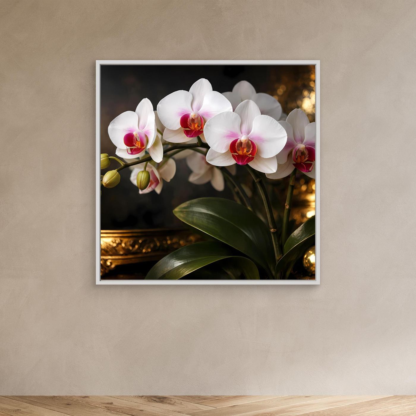 Leinwandbild mit weißen Orchideenblüten, rosa Akzenten, grünen Blättern und Knospen; Rahmen hell