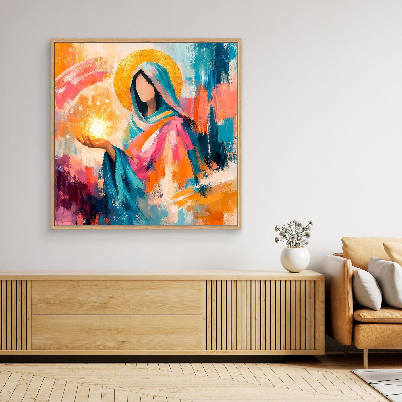 Wandbild mit abstrakter Heiligenfigur, orange-hellblau, mit hellem Rahmen