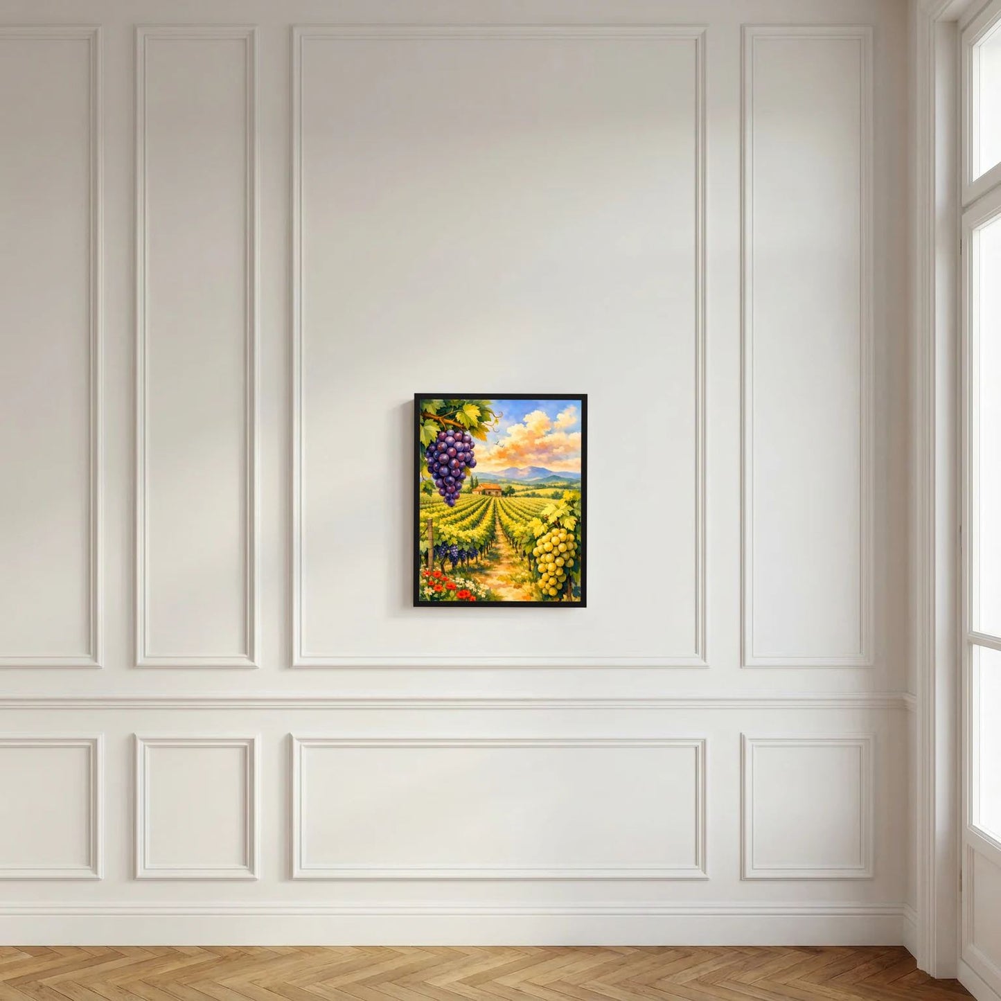 Schwarz gerahmtes Hochformat-Poster mit Weinbergen, violetten und gelben Trauben