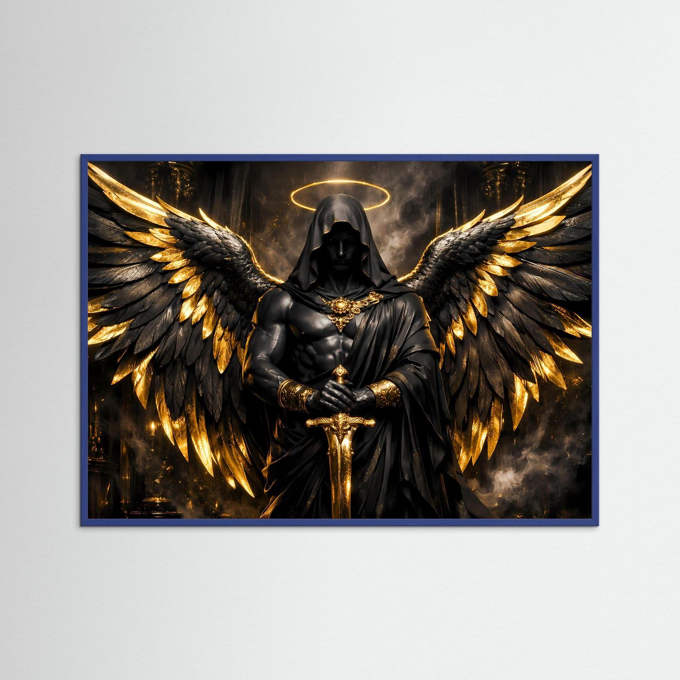 Dunkler Engel mit Goldflügeln & Schwert | Mystisches Wandbild Querformat
