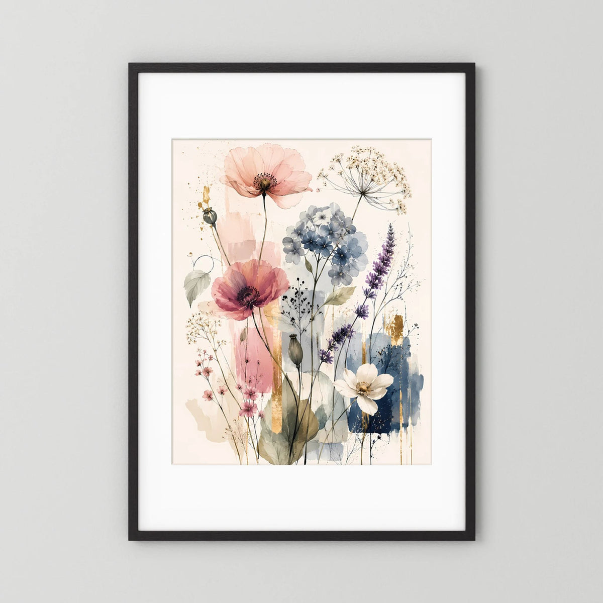 Kunstposter im Hochformat mit Wildblumen in Pastellrosa und Blau, schwarzer Rahmen