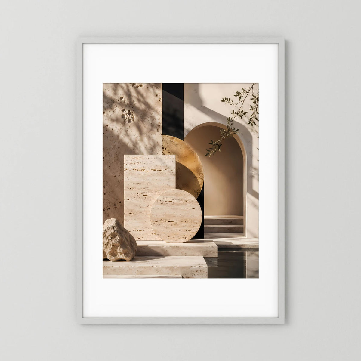 Kunstposter im Hochformat mit beige-goldener Architektur, weißer Rahmen und Passepartout