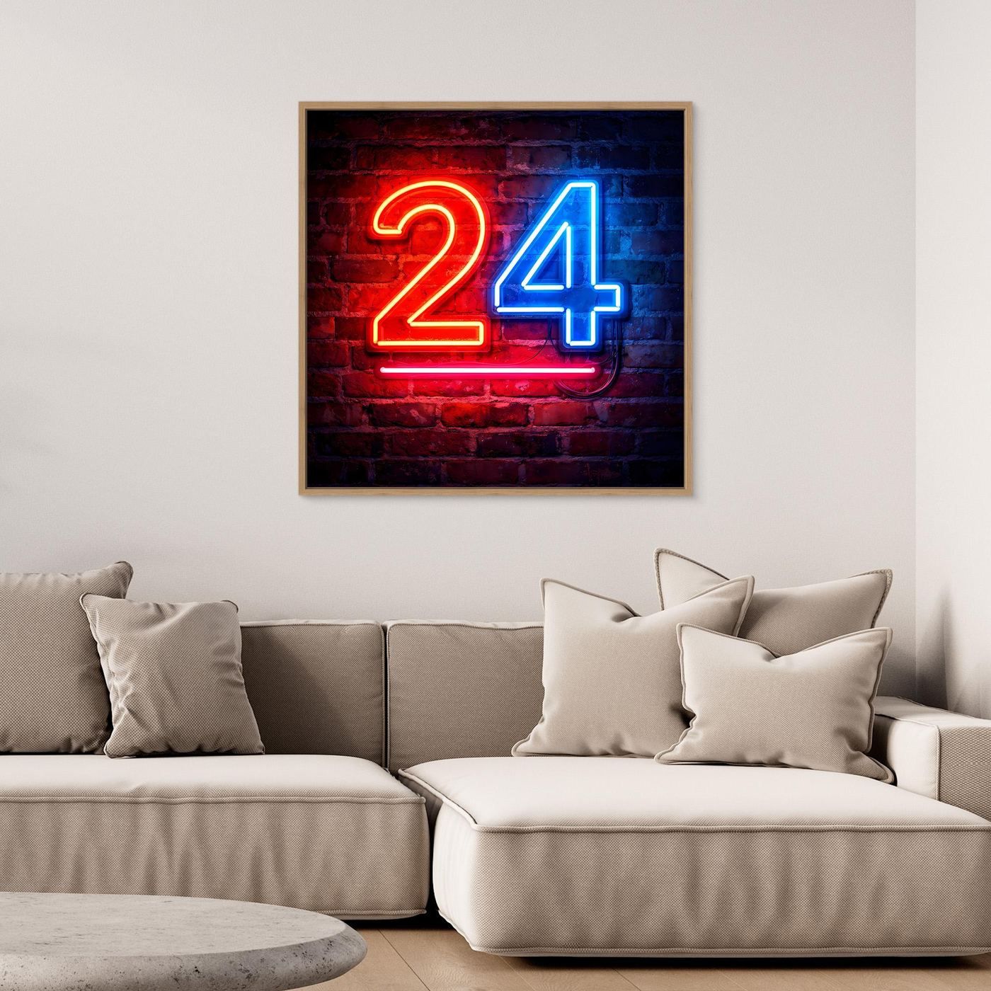 Wandbild mit Neon-Zahl 24 auf Backstein, heller Holzrahmen