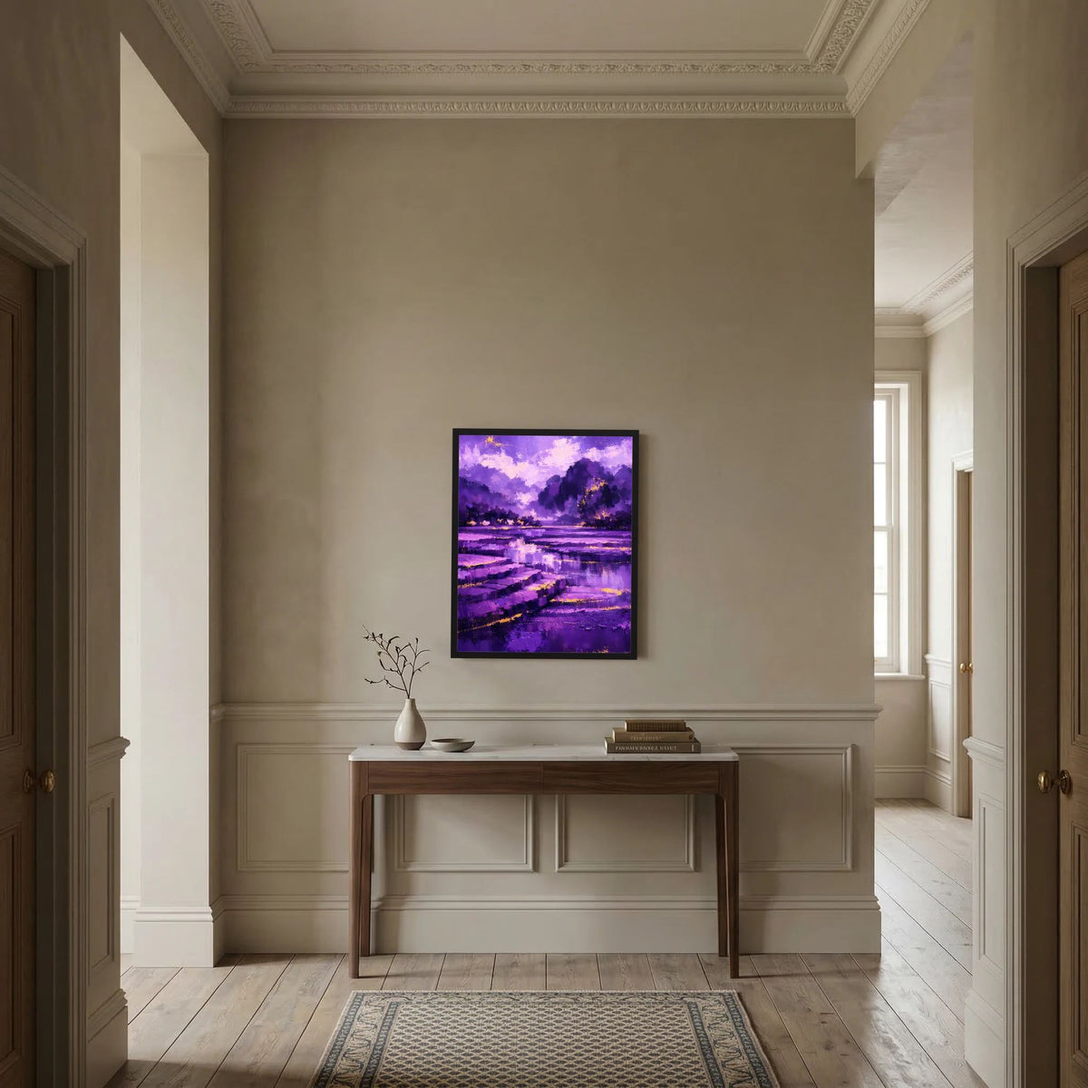 Schwarz gerahmtes Hochformat-Poster mit abstrakter violetter Berg- und Flusslandschaft