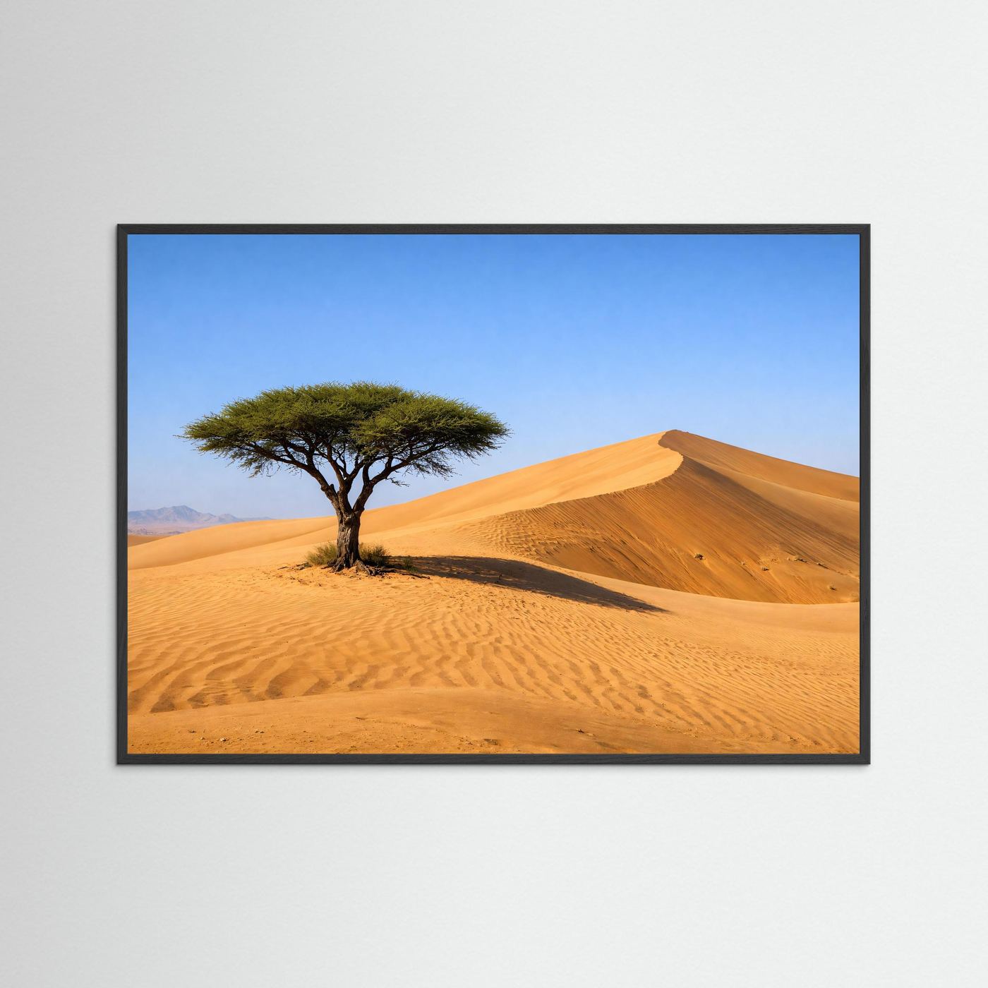 Oase der Einsamkeit | Wüstenbaum Naturposter Querformat