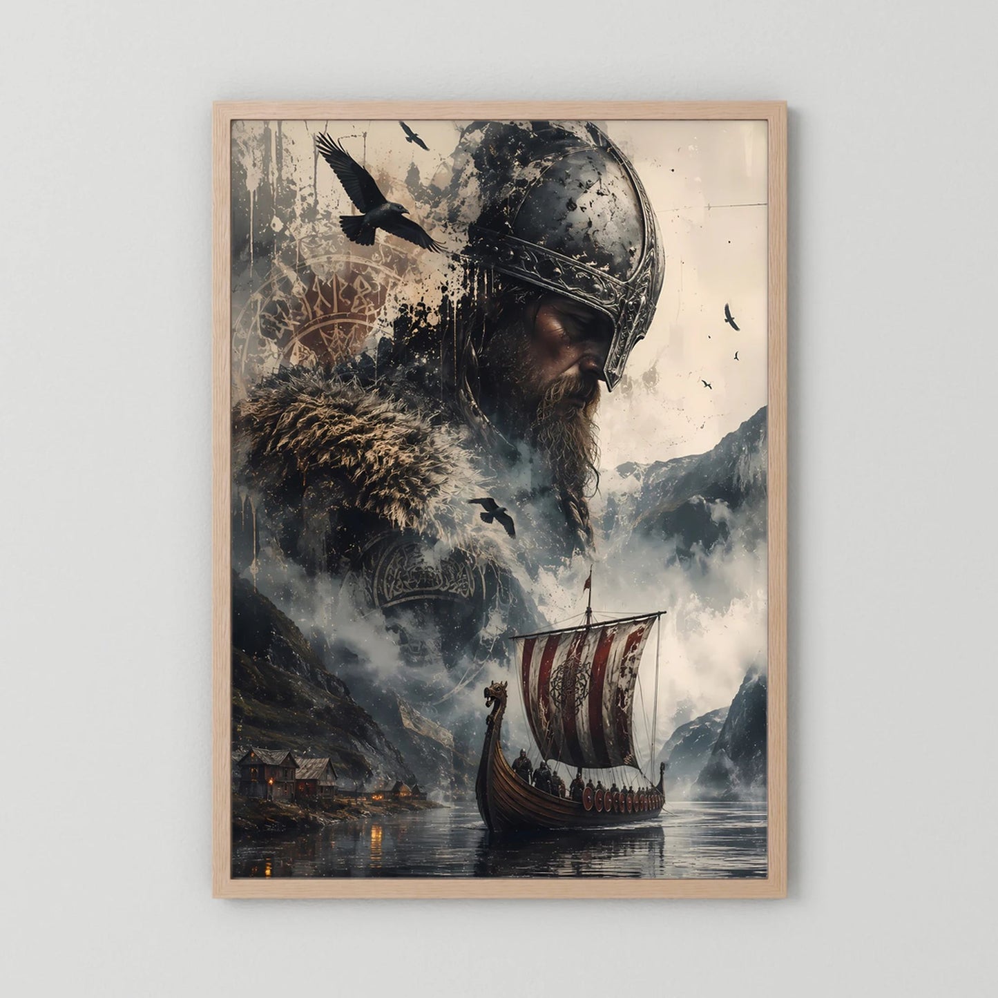 Nordisches Poster mit Wikingerkrieger im Helm und Langschiff auf Fjordwasser, heller Holzrahmen