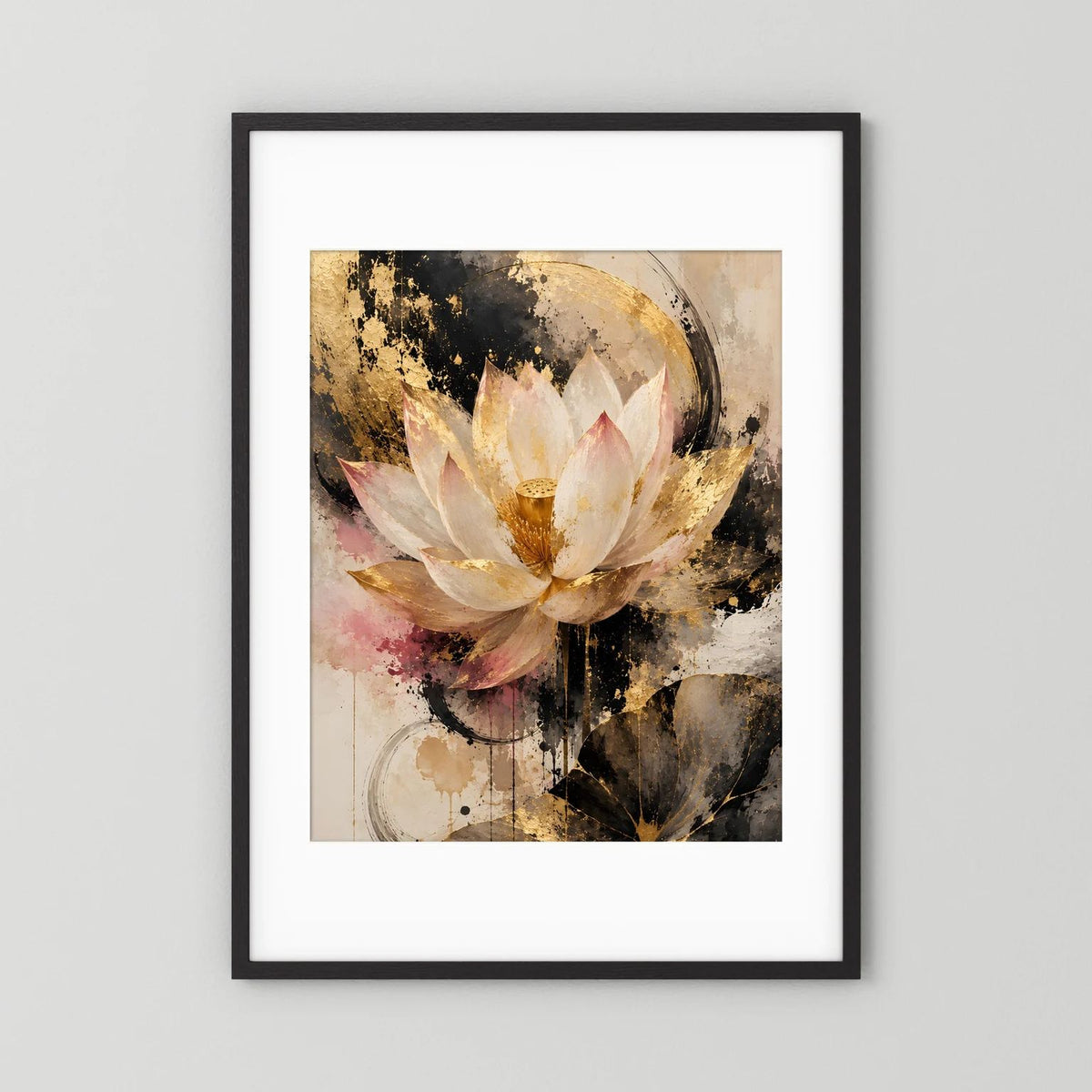 Poster mit Lotusblüte, abstrakt in Gold und Creme, schwarzer Rahmen mit weißem Rand