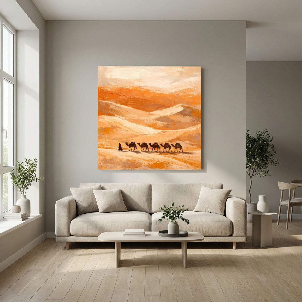 Leinwandbild mit Kamelkarawane in der Wüste, Orange-Beige, Holzrahmen über Sofa