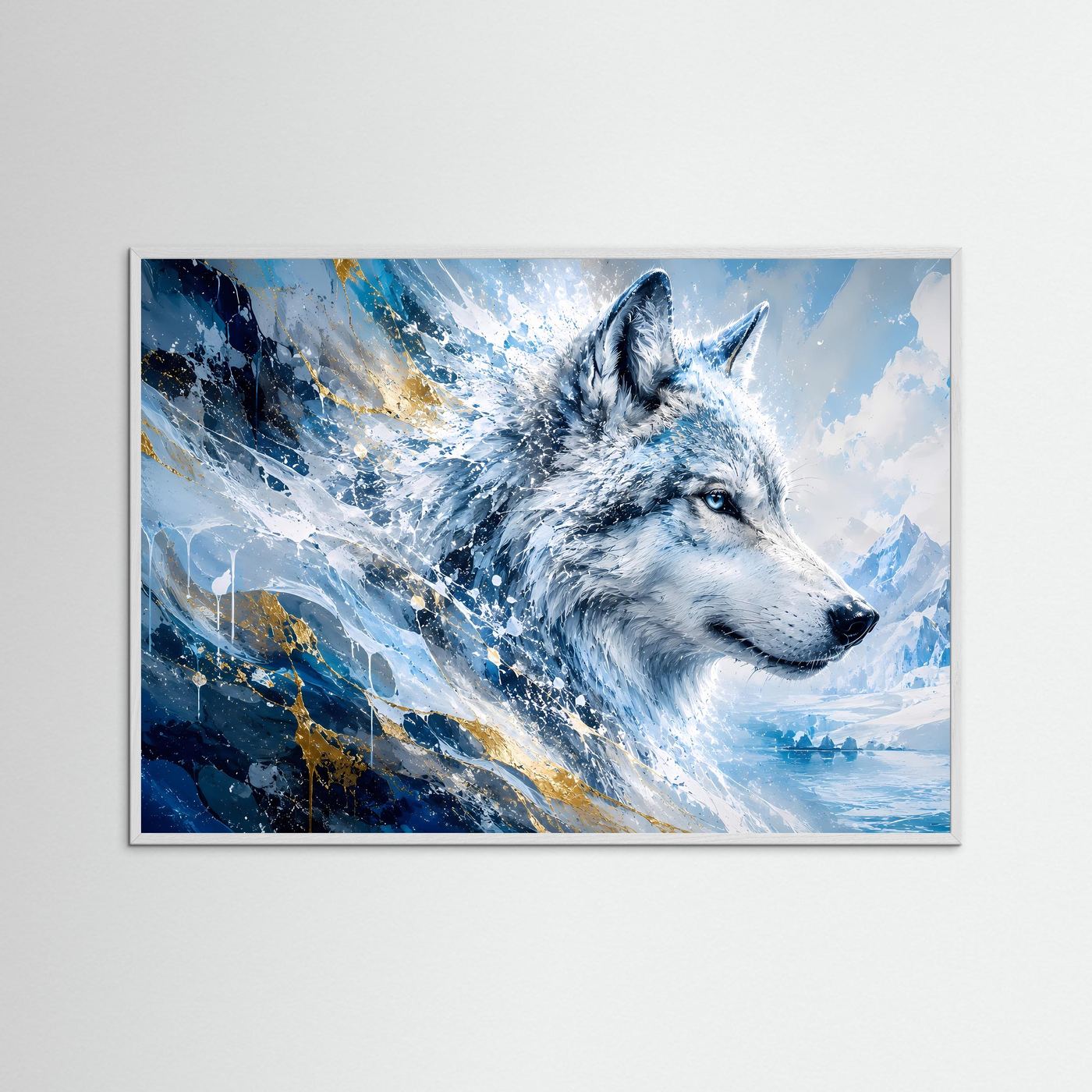Schneewolf Poster Querformat | Eiswolf Wandbild Modern | Wolf Kunst in Blau Weiß mit Goldakzenten