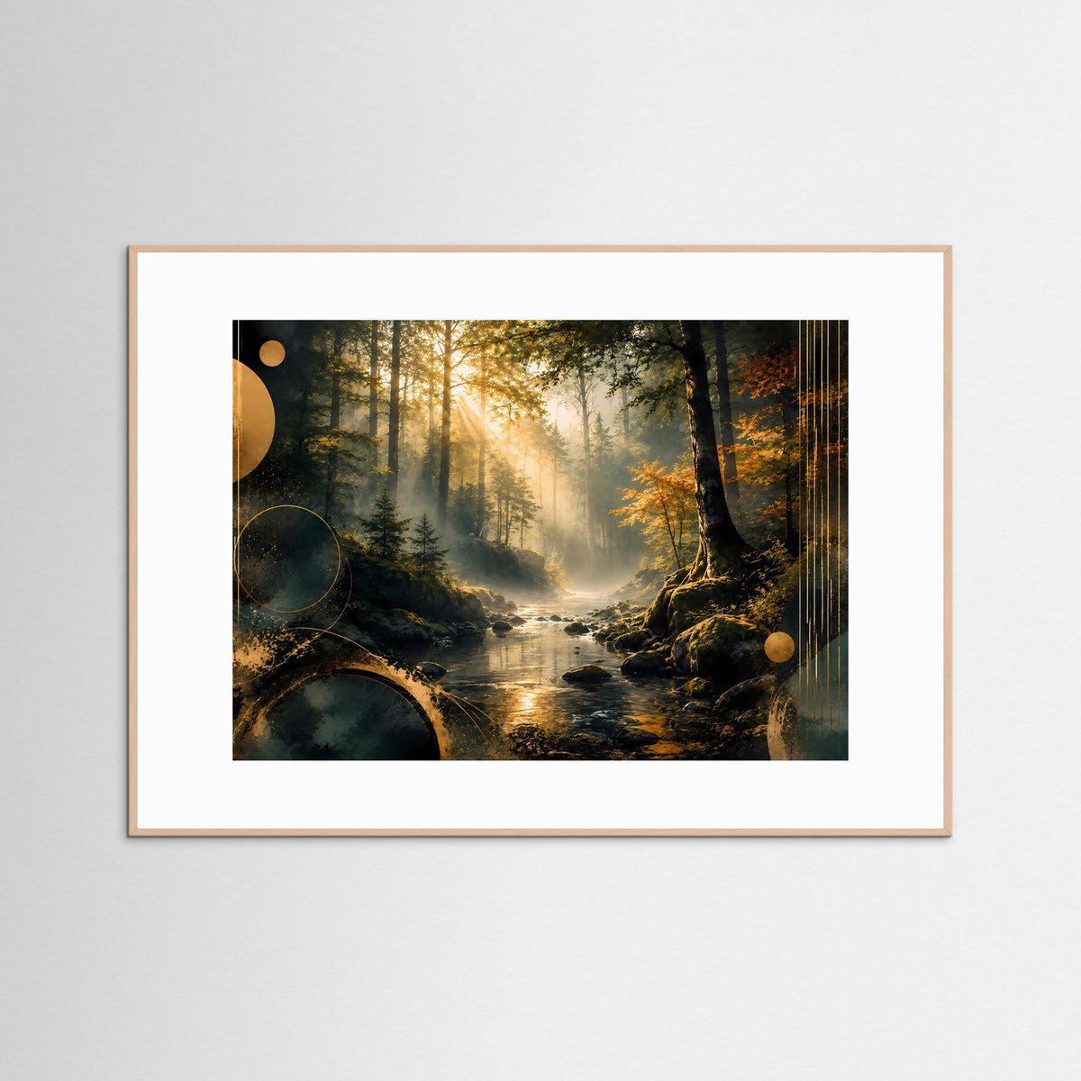 Querformat-Poster im braunem Rahmen: Wald mit Bachlauf, gold schimmerndes Licht, dunkle Baumstämme