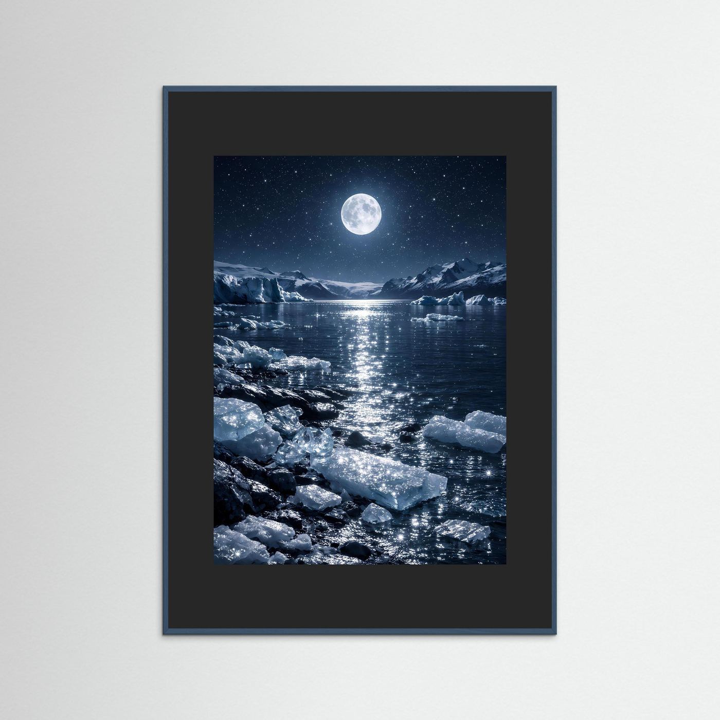 Wandbild mit blauem Rahmen, Vollmond über arktischem Meer und Eisschollen bei Nacht.