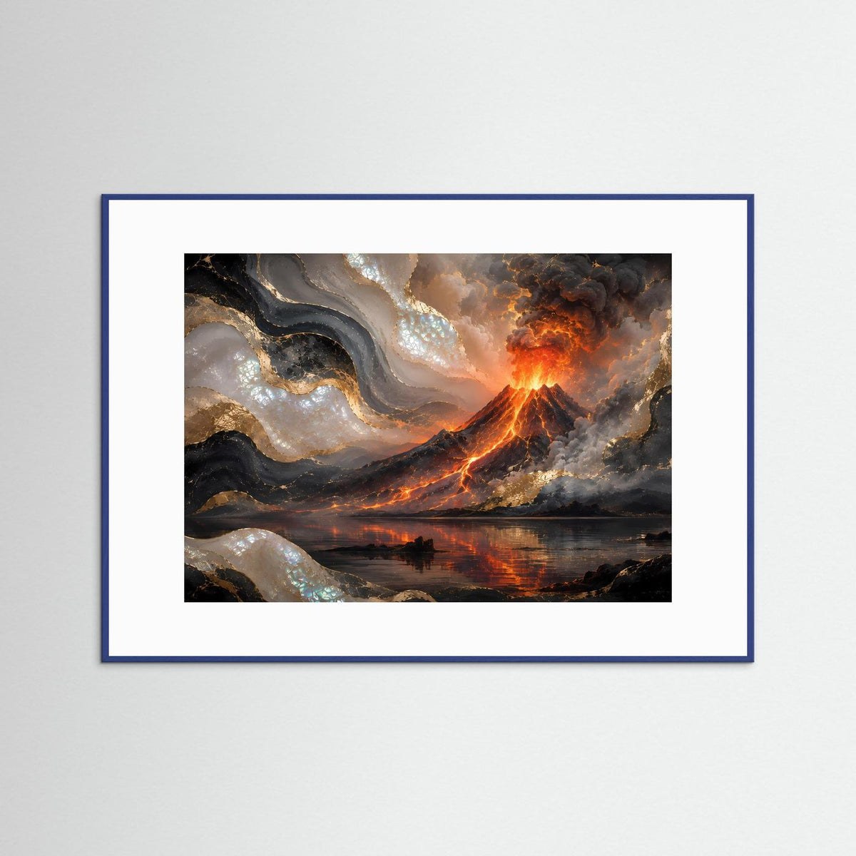 Vulkan-Poster: Lava in Schwarz und Gold, perlmuttartige Wolken, Querformat, blauer Rahmen