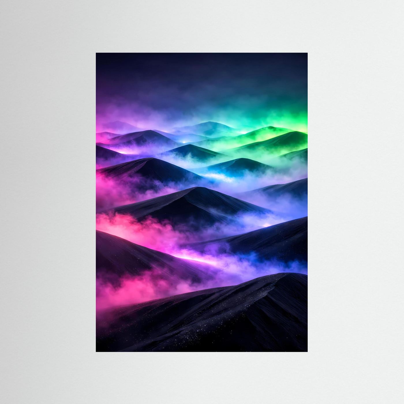 Hochformatiges Poster mit Neonfarbenen Dünen und Polarlicht in Magenta, Cyan und Smaragd, ohne Rahmen