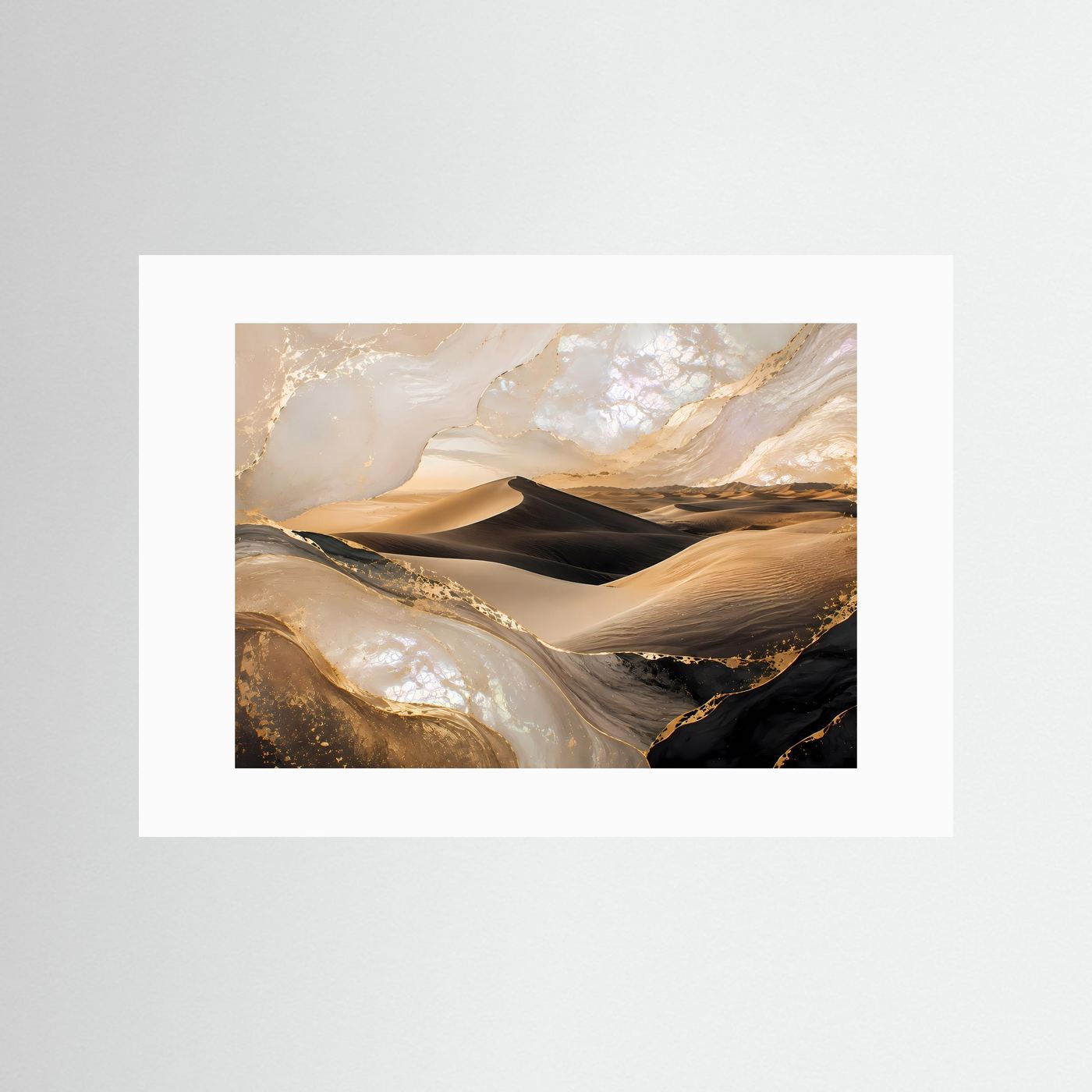 Querformat-Poster mit weißem Rand: Wüstenlandschaft, beige Sanddünen, Goldakzente