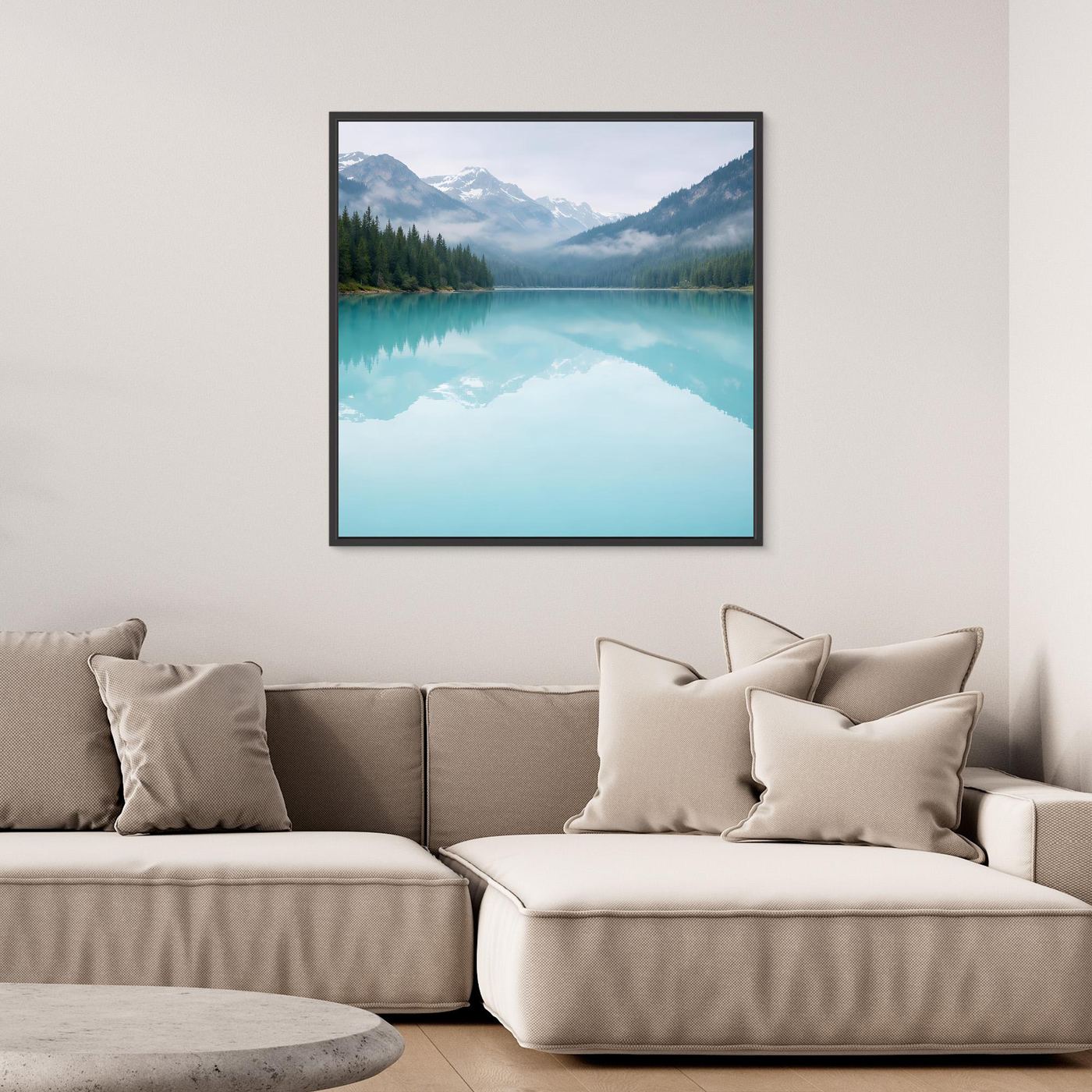 Leinwandbild mit türkisfarbenem Bergsee und Spiegelung im schwarzen Rahmen.