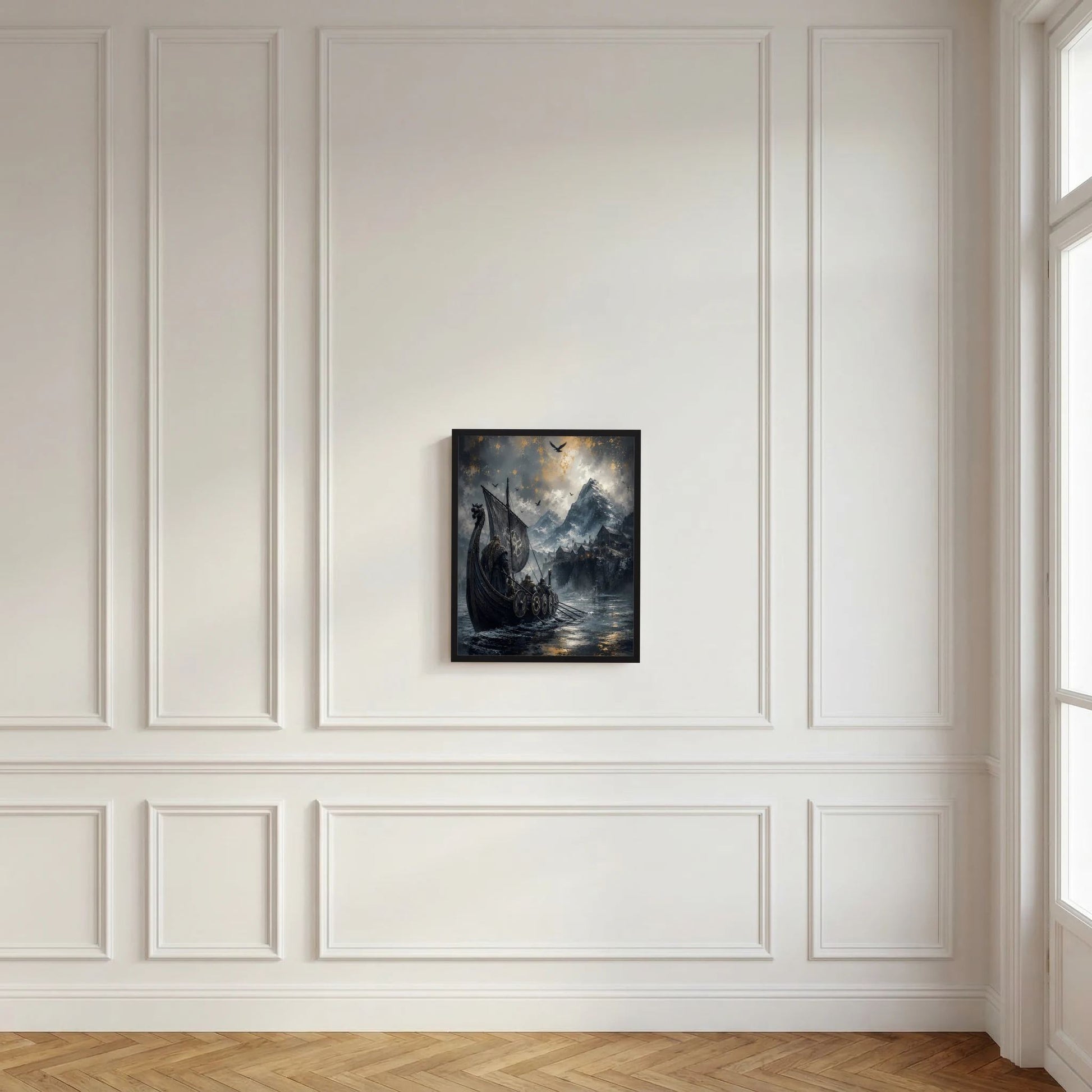 Wandposter mit Wikingerboot auf Drachenboot vor Berglandschaft, Wolken über See