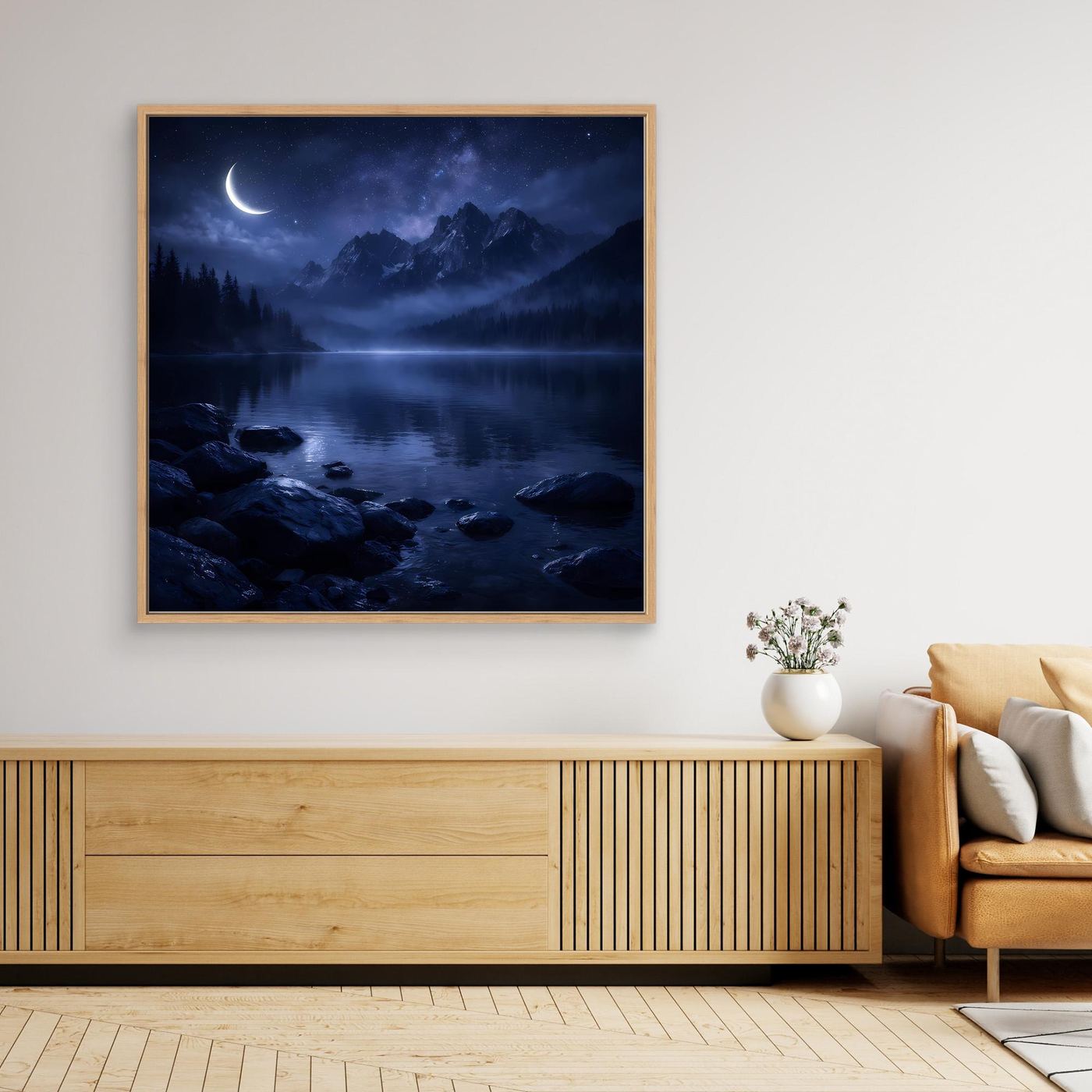 Leinwandbild Nachtlandschaft mit Mond über Bergsee, goldbrauner Rahmen