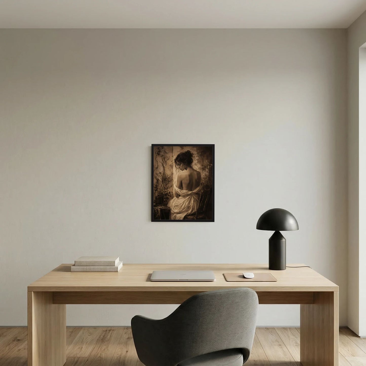 Gerahmter Kunstdruck mit Sepia-Rückenansicht einer Frau und weißem Drapiertuch.