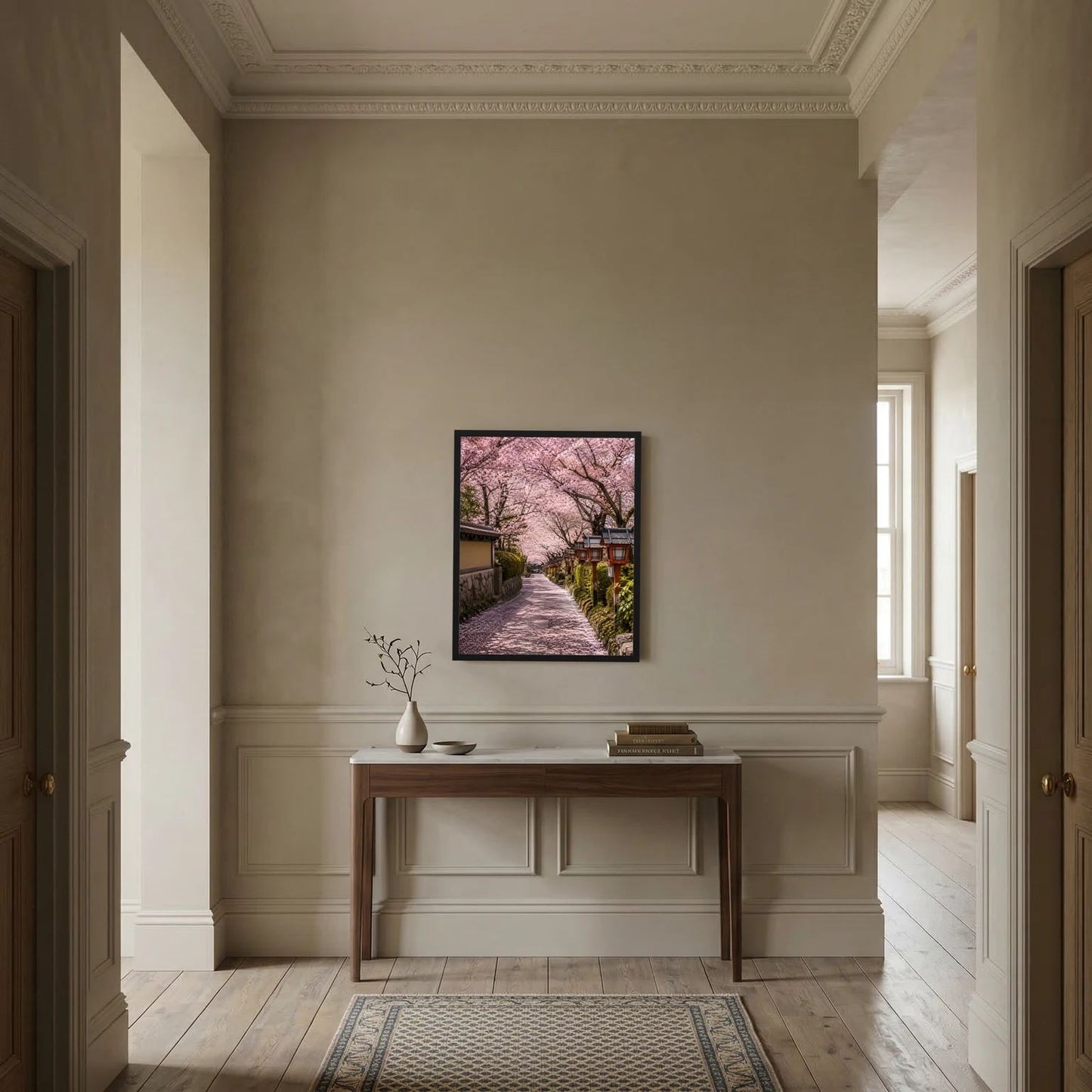 Gerahmtes Hochformat-Poster an der Wand: Kirschblütenallee mit Laternen