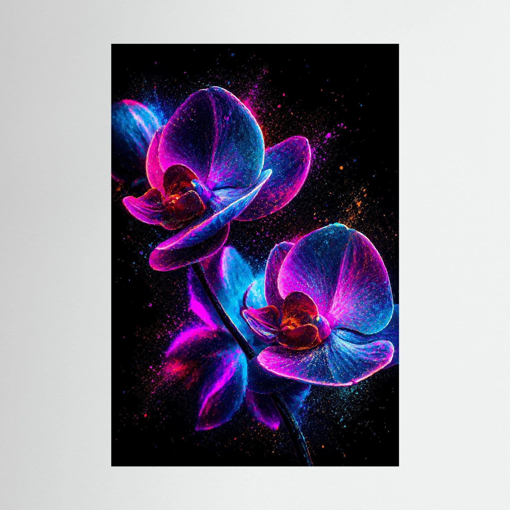 Leuchtendes Orchideen-Blumenposter im Hochformat mit pink-blauen Blüten auf schwarzem Grund