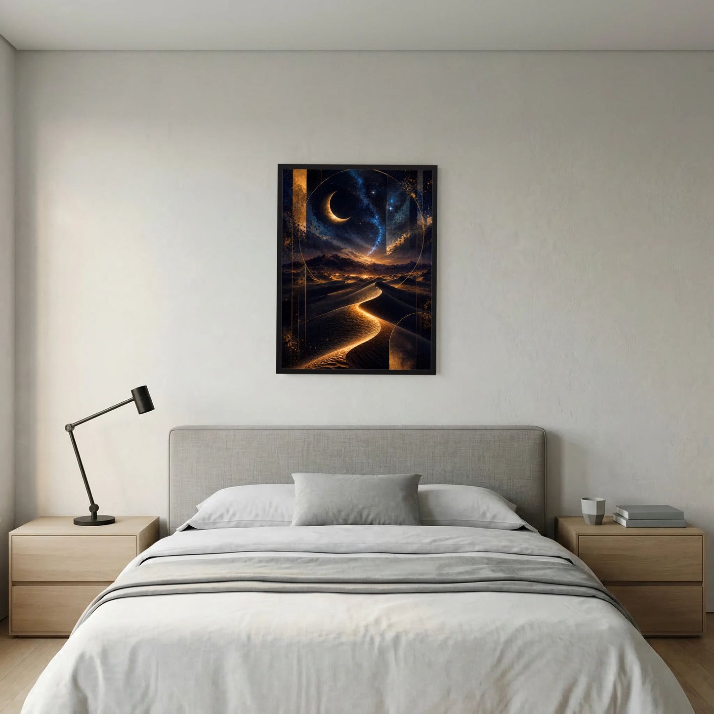 Hochformat-Poster mit Mondsichel, Sternenhimmel und leuchtenden Pfaden, im schwarzen Rahmen.
