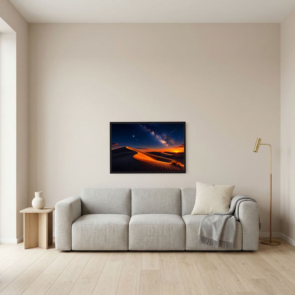 Wandposter im Querformat mit schwarzem Rahmen und orange beleuchteten Dünen