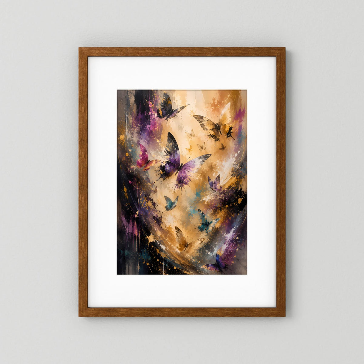 Schmetterlingsposter Hochformat im dunklen Holzrahmen, abstrakte Schmetterlinge in Gold und Violett