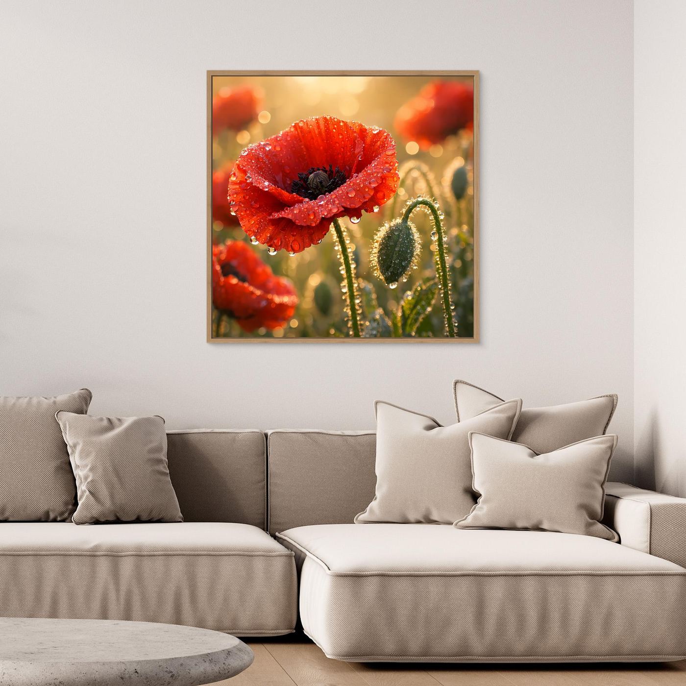 Quadratisches Leinwandbild: roter Klatschmohn im Detail, mit Morgentau