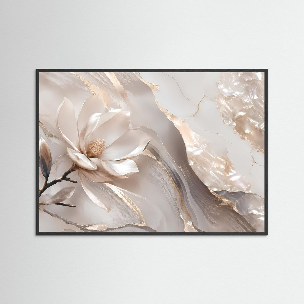 Florale Wandkunst mit weißer Magnolie, Perlmutt- und Goldakzenten, schwarzer Rahmen.