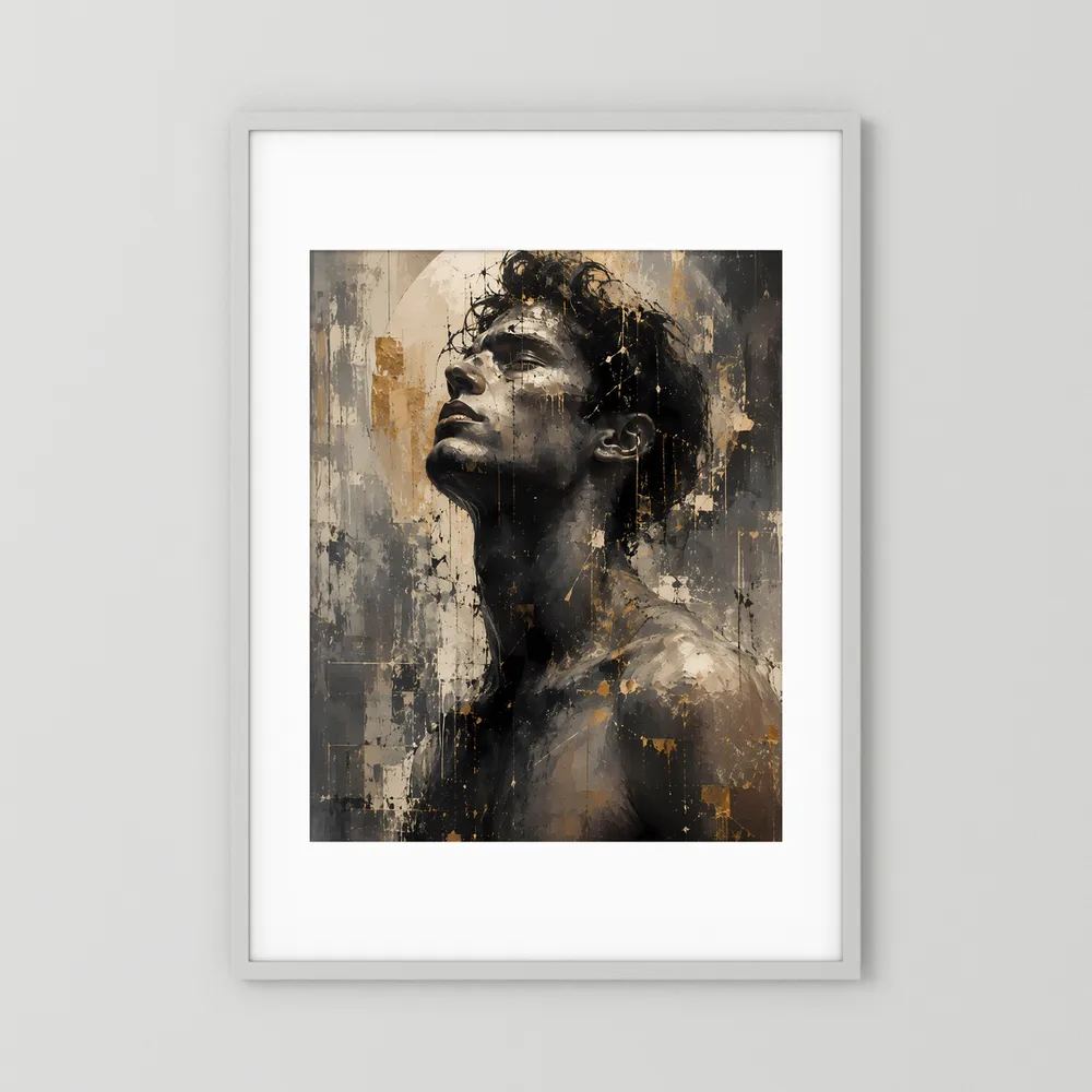 Gerahmtes Poster mit abstraktem Frauenporträt in Schwarz, Gold und Beige, weißer Umrandung