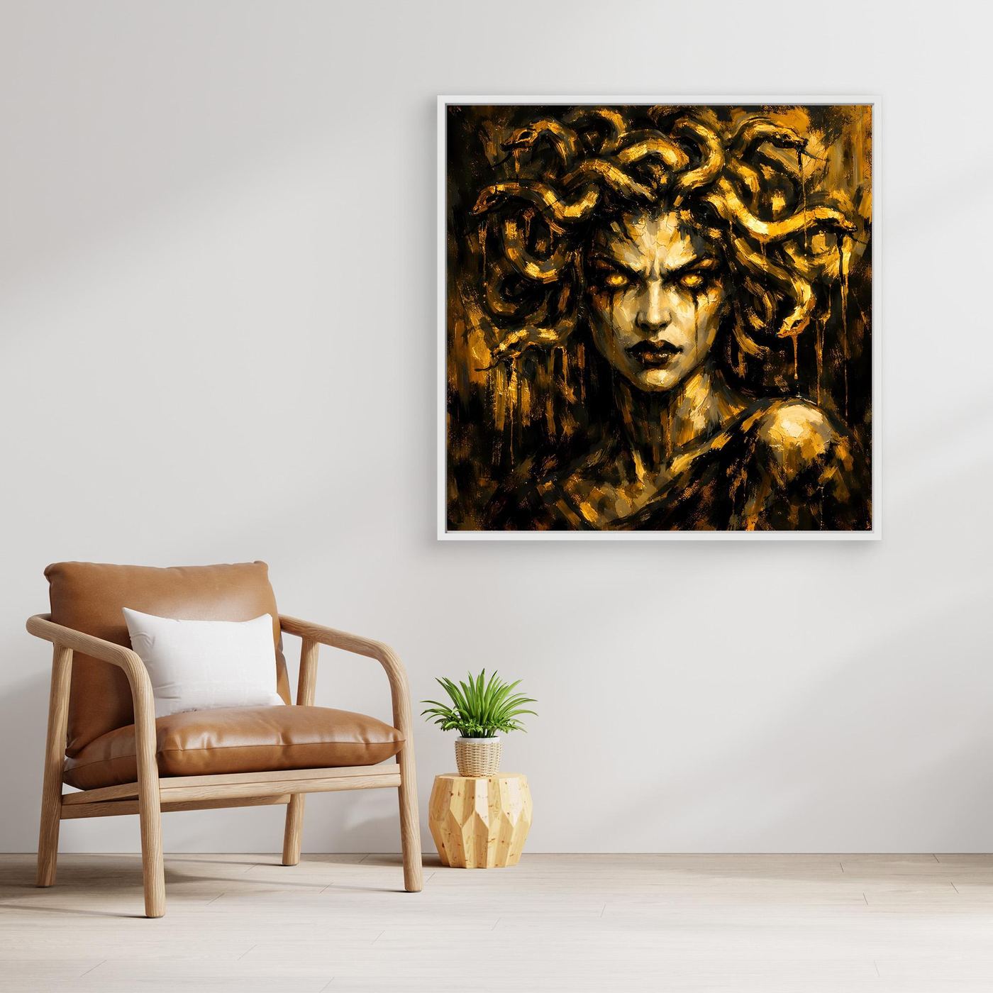 Leinwand Goldene Medusa in düsterer Optik | Modernes Mythologie Wandbild Luxus