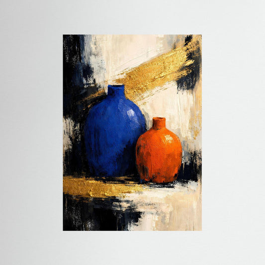 Kunstposter Stillleben mit blauer und orangefarbener Vase, goldener Farbstreifen.
